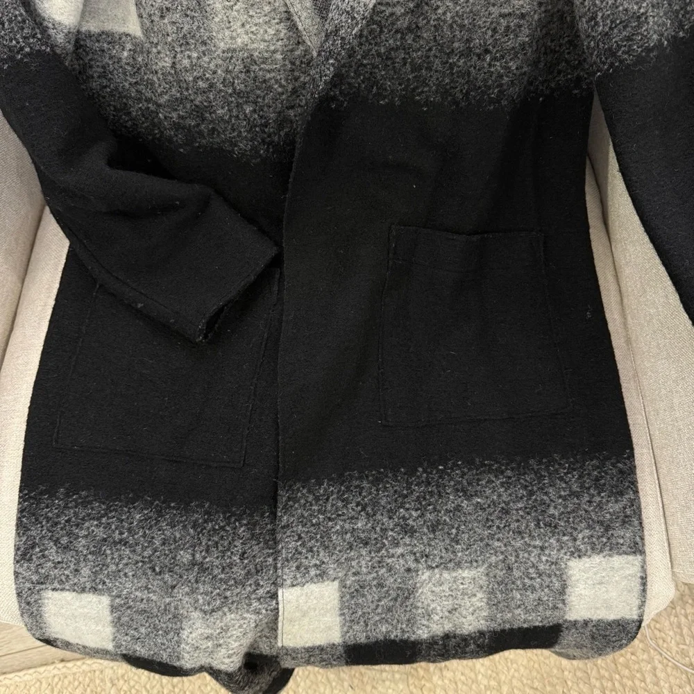 The Limited Sweater Coat in Black Ombré - Picture 5 of 7